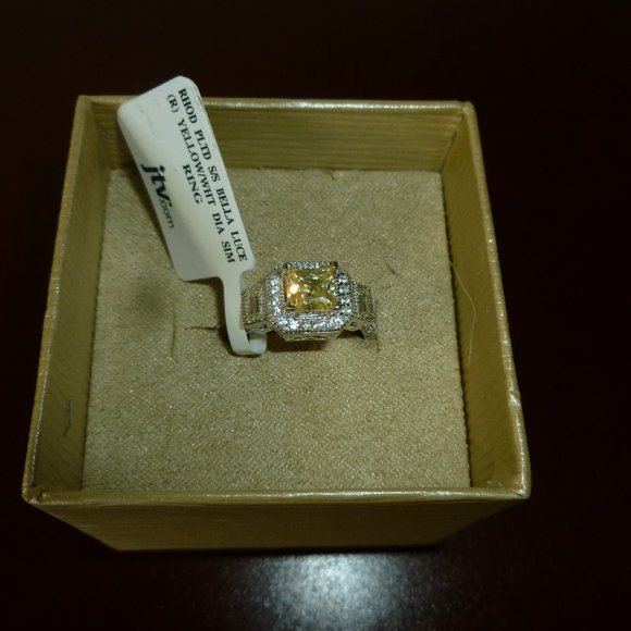 Bella Luce Sterling Silver Diamond Simulate Size 7 Ring NWT - Picture 11 of 11